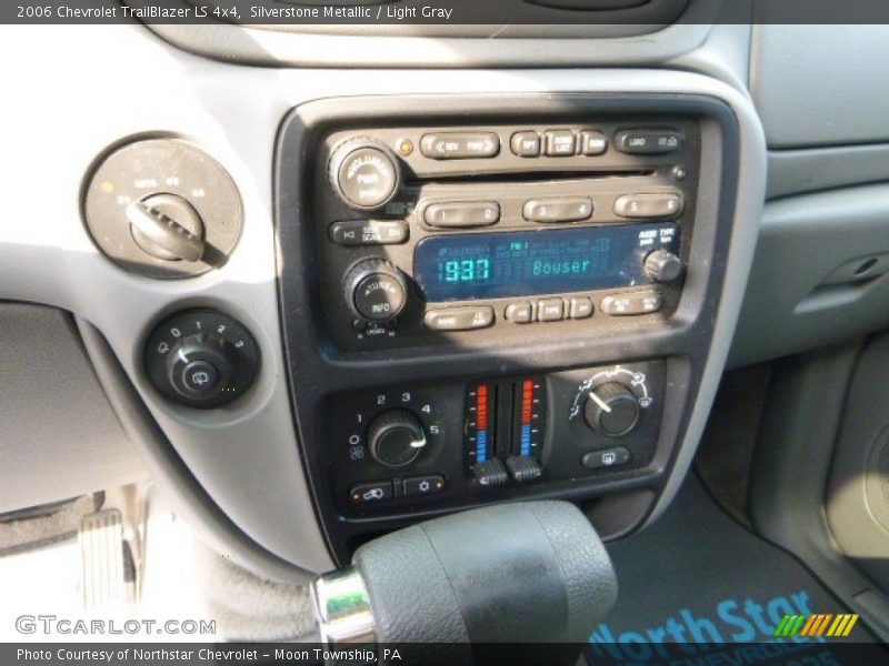 Silverstone Metallic / Light Gray 2006 Chevrolet TrailBlazer LS 4x4