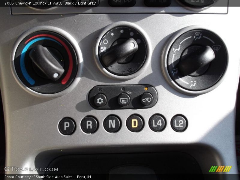Black / Light Gray 2005 Chevrolet Equinox LT AWD