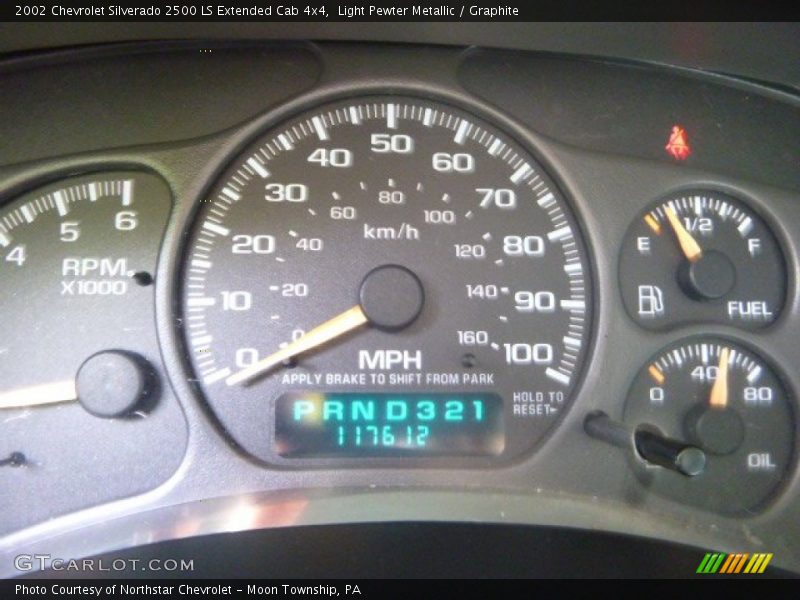 Light Pewter Metallic / Graphite 2002 Chevrolet Silverado 2500 LS Extended Cab 4x4