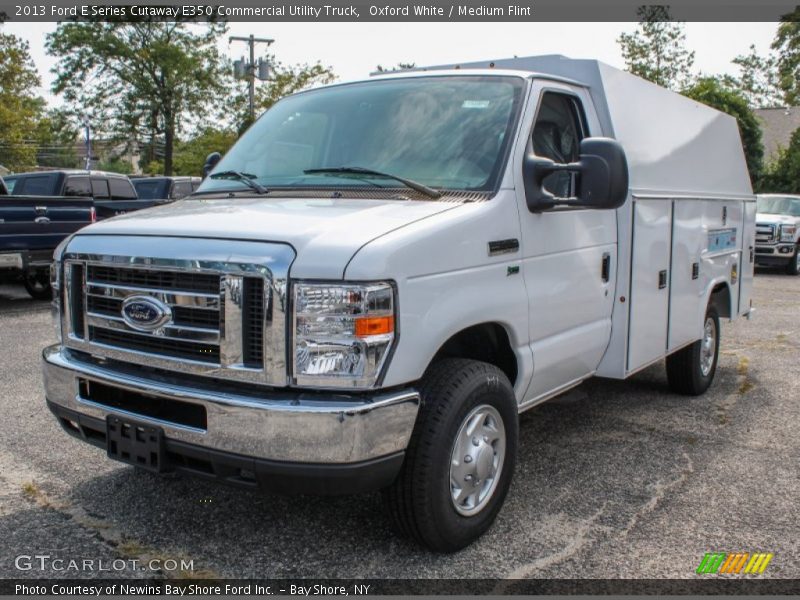 Oxford White / Medium Flint 2013 Ford E Series Cutaway E350 Commercial Utility Truck