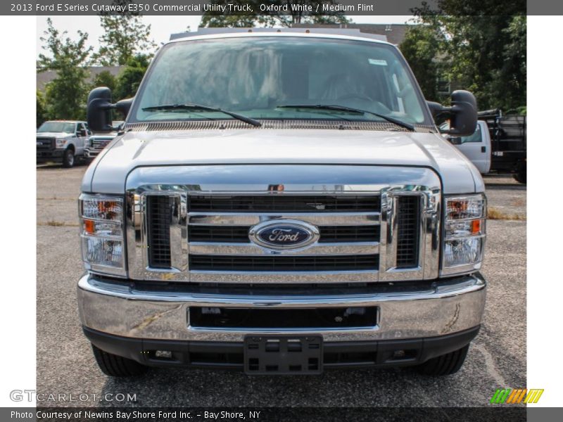 Oxford White / Medium Flint 2013 Ford E Series Cutaway E350 Commercial Utility Truck