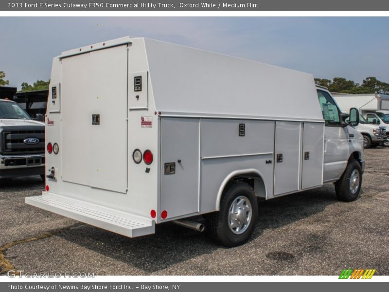 Oxford White / Medium Flint 2013 Ford E Series Cutaway E350 Commercial Utility Truck