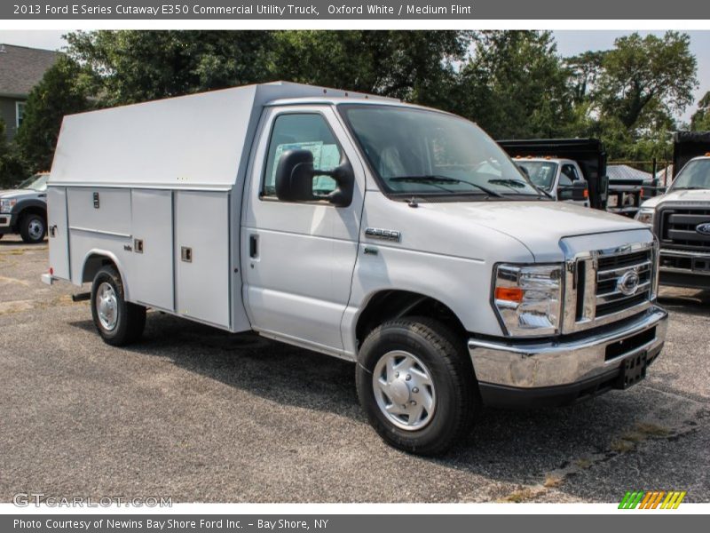 Oxford White / Medium Flint 2013 Ford E Series Cutaway E350 Commercial Utility Truck