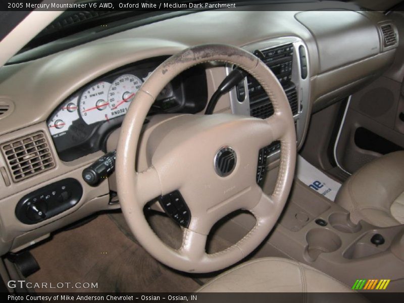  2005 Mountaineer V6 AWD Steering Wheel