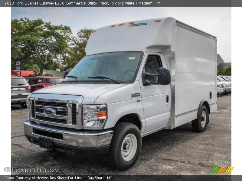 Oxford White / Medium Flint 2013 Ford E Series Cutaway E350 Commercial Utility Truck