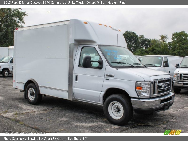 Oxford White / Medium Flint 2013 Ford E Series Cutaway E350 Commercial Utility Truck