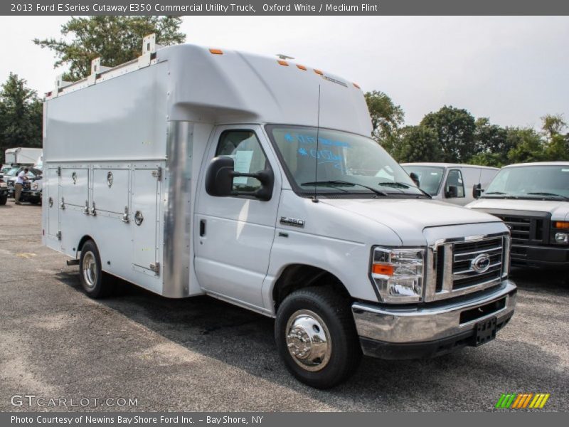 Oxford White / Medium Flint 2013 Ford E Series Cutaway E350 Commercial Utility Truck