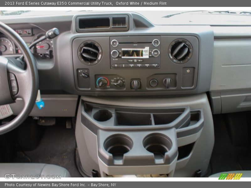 Oxford White / Medium Flint 2013 Ford E Series Cutaway E350 Commercial Utility Truck