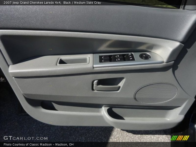 Black / Medium Slate Gray 2007 Jeep Grand Cherokee Laredo 4x4