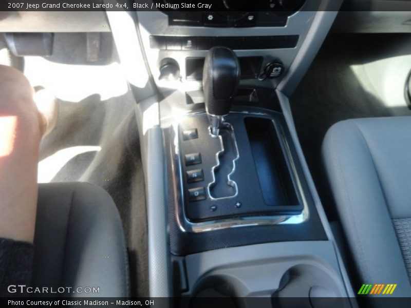 Black / Medium Slate Gray 2007 Jeep Grand Cherokee Laredo 4x4