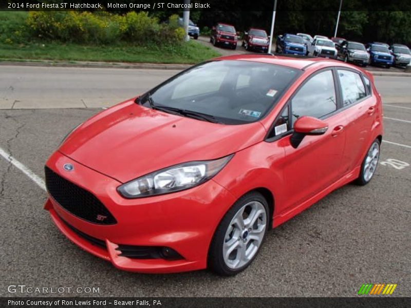 Front 3/4 View of 2014 Fiesta ST Hatchback