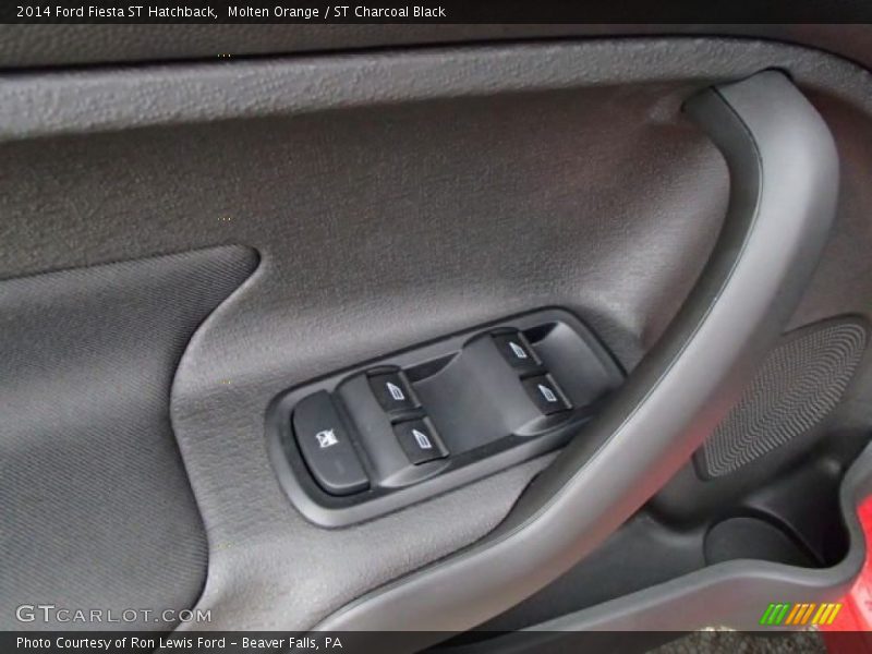 Controls of 2014 Fiesta ST Hatchback