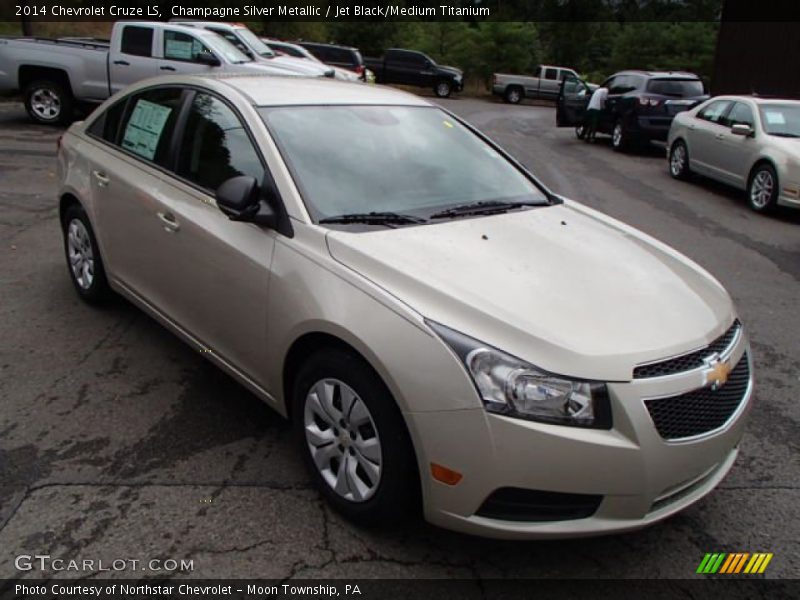 Champagne Silver Metallic / Jet Black/Medium Titanium 2014 Chevrolet Cruze LS
