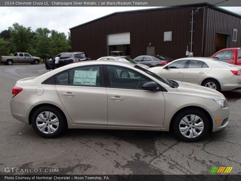 Champagne Silver Metallic / Jet Black/Medium Titanium 2014 Chevrolet Cruze LS