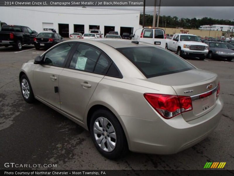 Champagne Silver Metallic / Jet Black/Medium Titanium 2014 Chevrolet Cruze LS