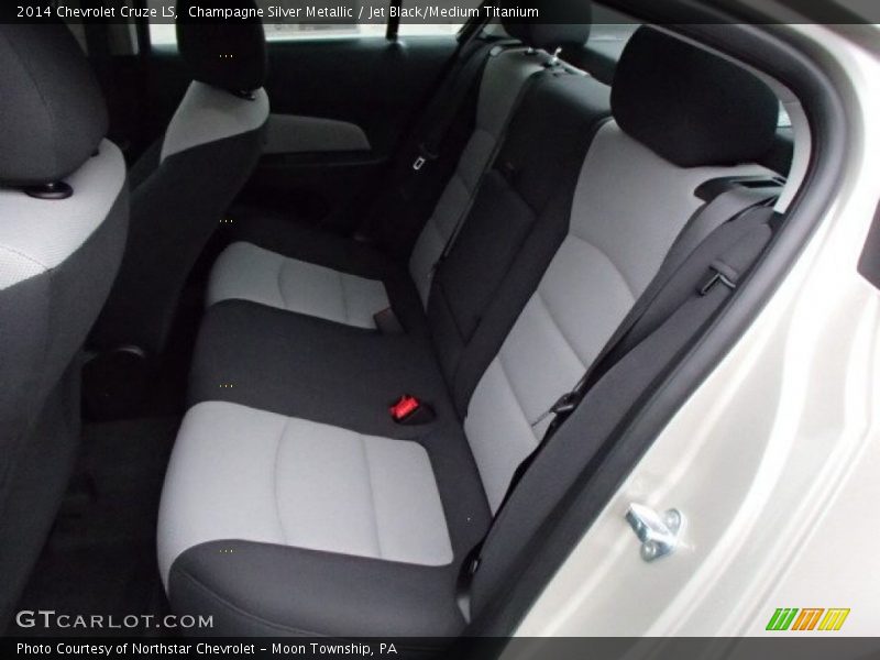 Champagne Silver Metallic / Jet Black/Medium Titanium 2014 Chevrolet Cruze LS