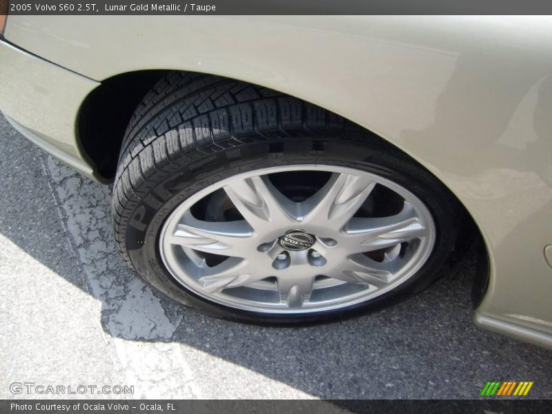 Lunar Gold Metallic / Taupe 2005 Volvo S60 2.5T