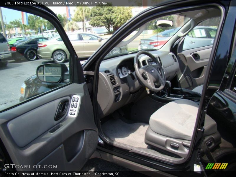 Black / Medium/Dark Flint Grey 2005 Ford Escape XLT V6