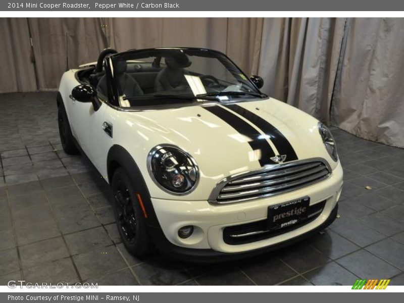 Pepper White / Carbon Black 2014 Mini Cooper Roadster