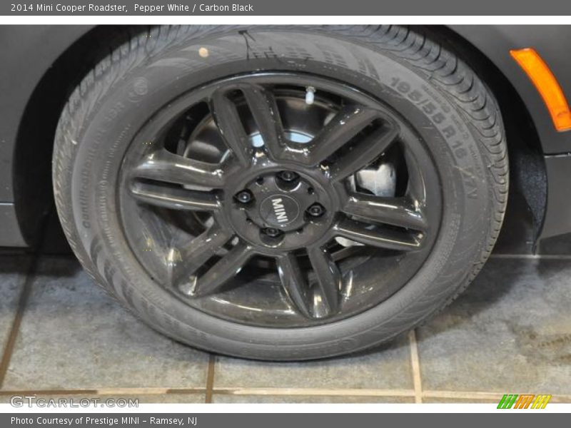 Pepper White / Carbon Black 2014 Mini Cooper Roadster