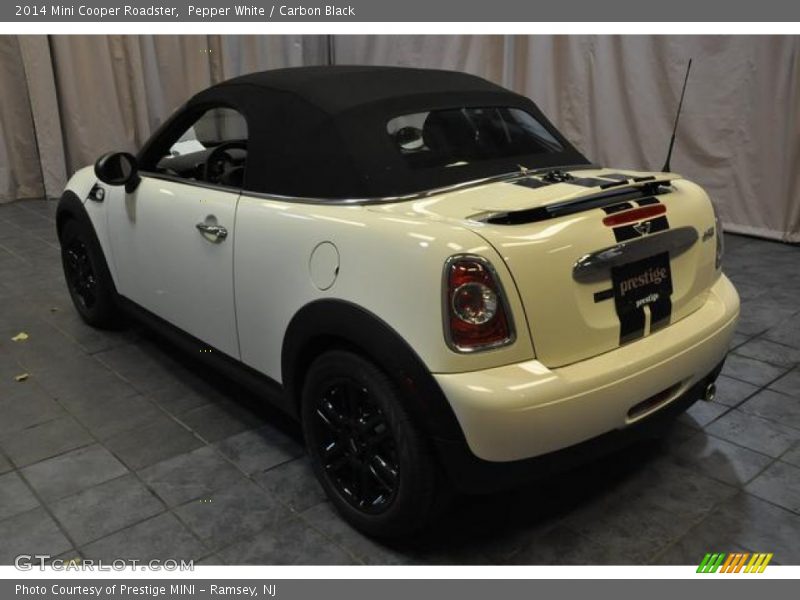 Pepper White / Carbon Black 2014 Mini Cooper Roadster