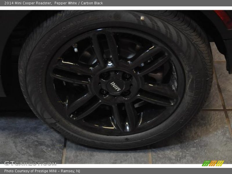 Pepper White / Carbon Black 2014 Mini Cooper Roadster