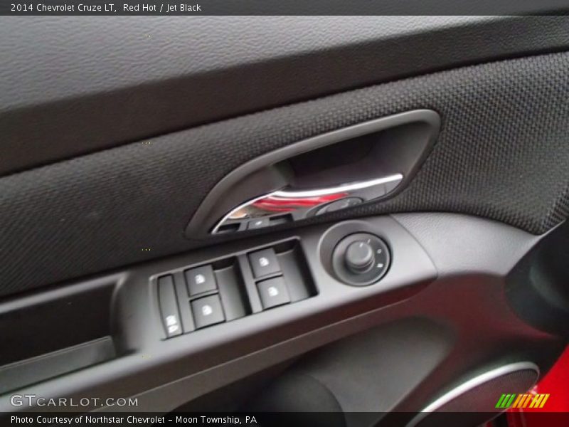 Red Hot / Jet Black 2014 Chevrolet Cruze LT