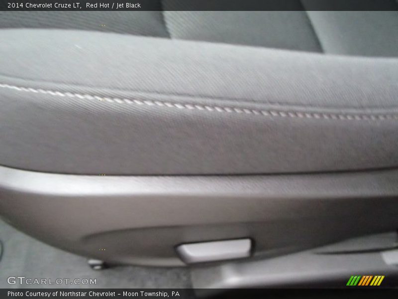 Red Hot / Jet Black 2014 Chevrolet Cruze LT
