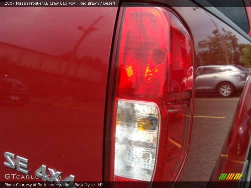 Red Brawn / Desert 2007 Nissan Frontier LE Crew Cab 4x4