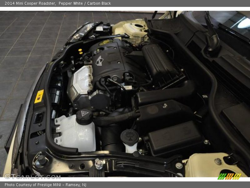 Pepper White / Carbon Black 2014 Mini Cooper Roadster