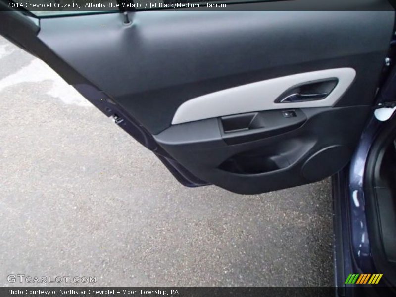 Atlantis Blue Metallic / Jet Black/Medium Titanium 2014 Chevrolet Cruze LS