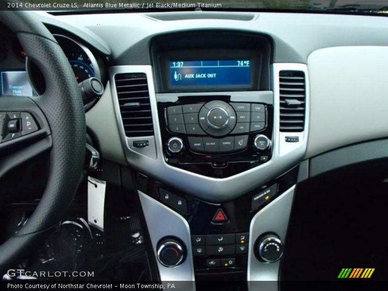 Controls of 2014 Cruze LS
