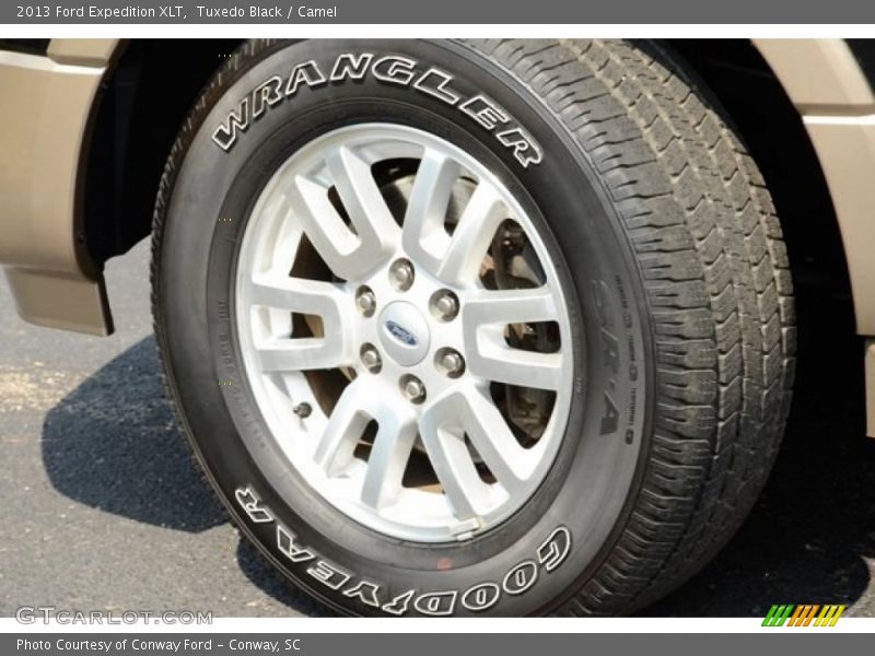 Tuxedo Black / Camel 2013 Ford Expedition XLT