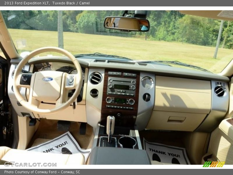 Tuxedo Black / Camel 2013 Ford Expedition XLT