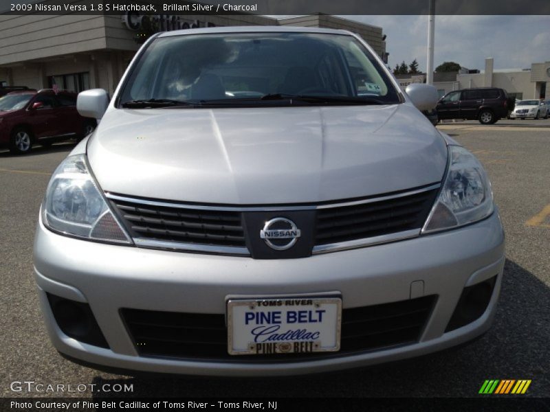 Brillant Silver / Charcoal 2009 Nissan Versa 1.8 S Hatchback