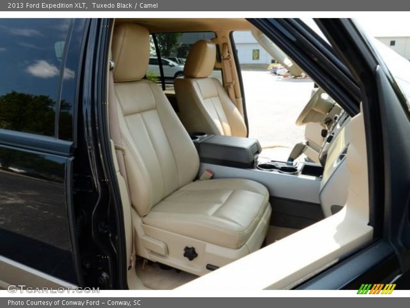 Tuxedo Black / Camel 2013 Ford Expedition XLT