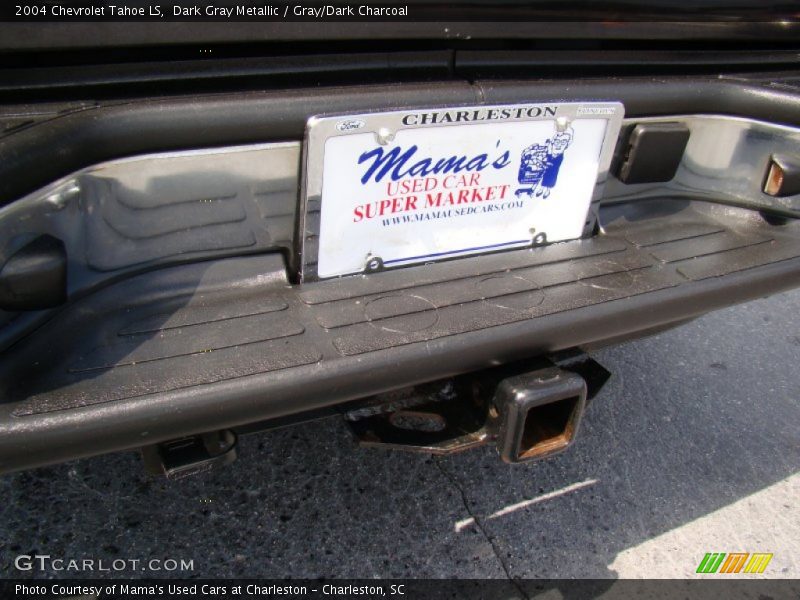 Dark Gray Metallic / Gray/Dark Charcoal 2004 Chevrolet Tahoe LS