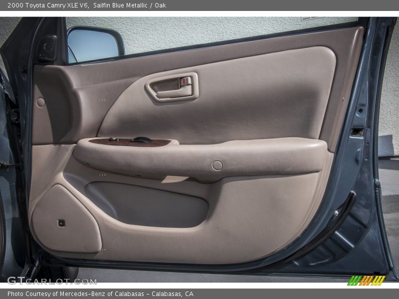 Sailfin Blue Metallic / Oak 2000 Toyota Camry XLE V6