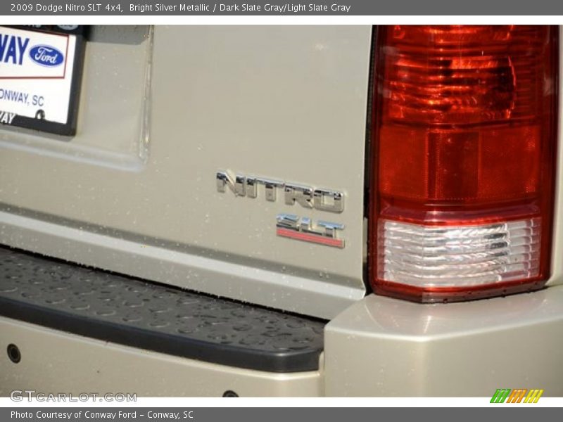 Bright Silver Metallic / Dark Slate Gray/Light Slate Gray 2009 Dodge Nitro SLT 4x4