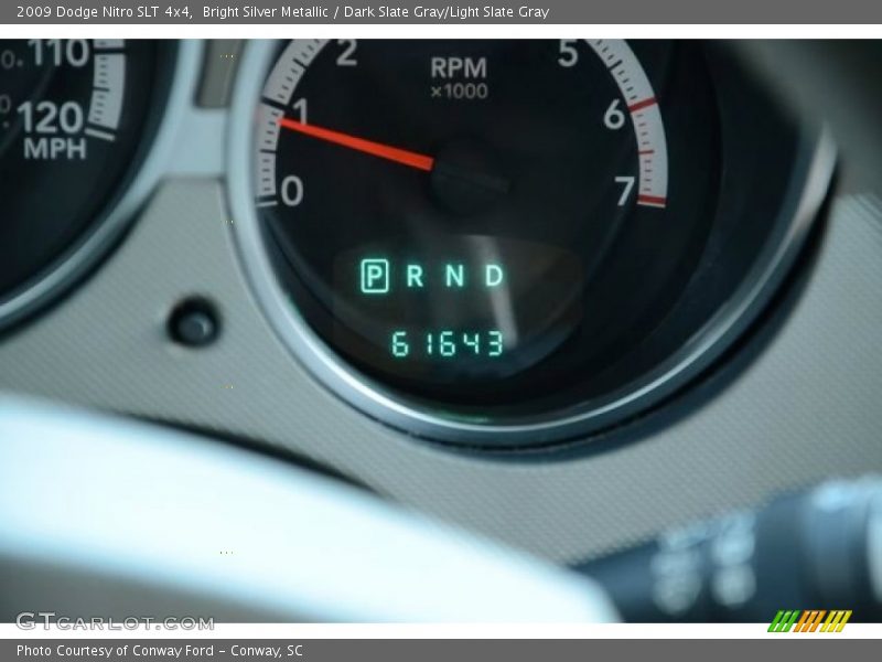 Bright Silver Metallic / Dark Slate Gray/Light Slate Gray 2009 Dodge Nitro SLT 4x4