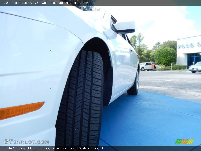 White Platinum Tri-Coat / Camel 2011 Ford Fusion SE V6