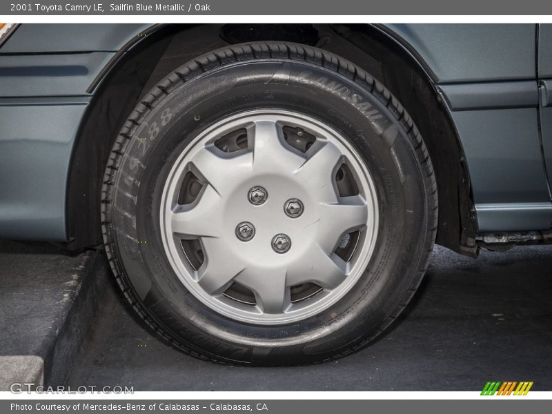 Sailfin Blue Metallic / Oak 2001 Toyota Camry LE