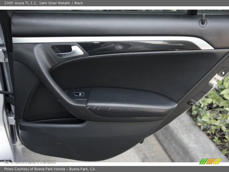 Satin Silver Metallic / Black 2005 Acura TL 3.2