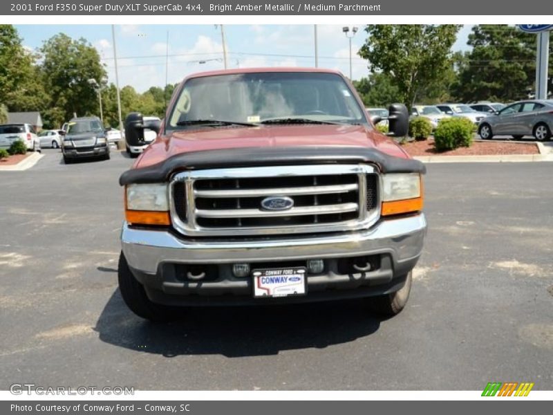 Bright Amber Metallic / Medium Parchment 2001 Ford F350 Super Duty XLT SuperCab 4x4