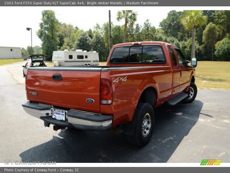 Bright Amber Metallic / Medium Parchment 2001 Ford F350 Super Duty XLT SuperCab 4x4