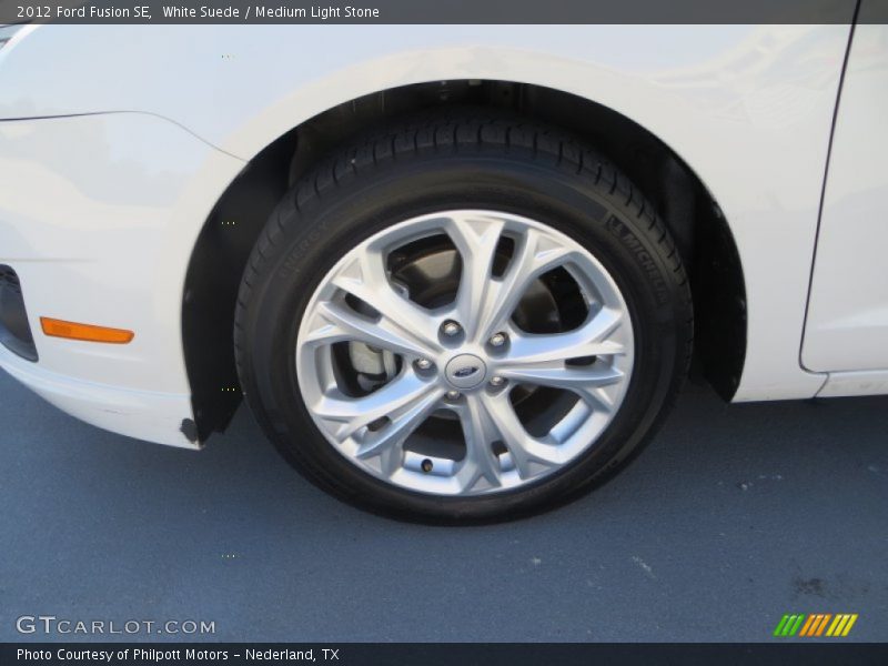 White Suede / Medium Light Stone 2012 Ford Fusion SE