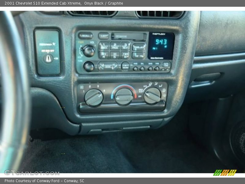 Onyx Black / Graphite 2001 Chevrolet S10 Extended Cab Xtreme