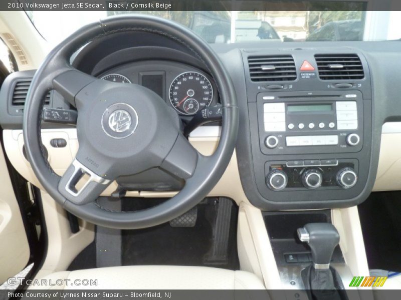 Black / Cornsilk Beige 2010 Volkswagen Jetta SE Sedan