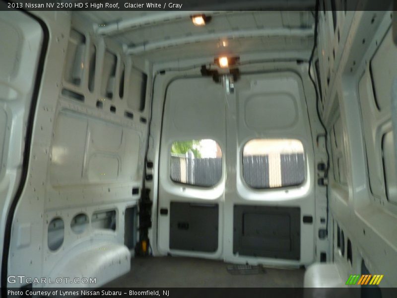 Glacier White / Gray 2013 Nissan NV 2500 HD S High Roof