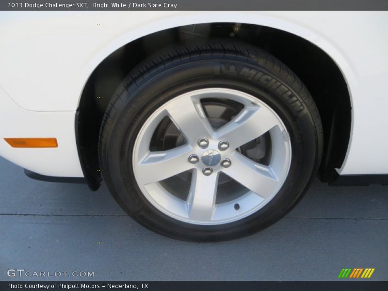 Bright White / Dark Slate Gray 2013 Dodge Challenger SXT